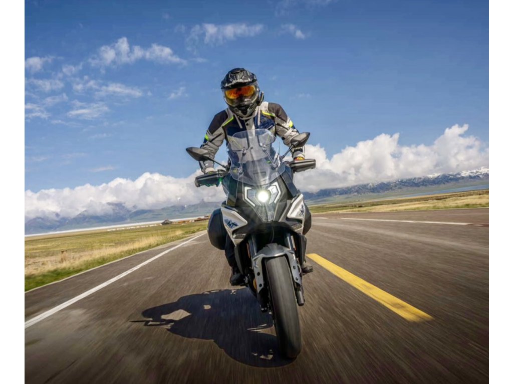 Motocykl CFMOTO 700MT Premium EU5+