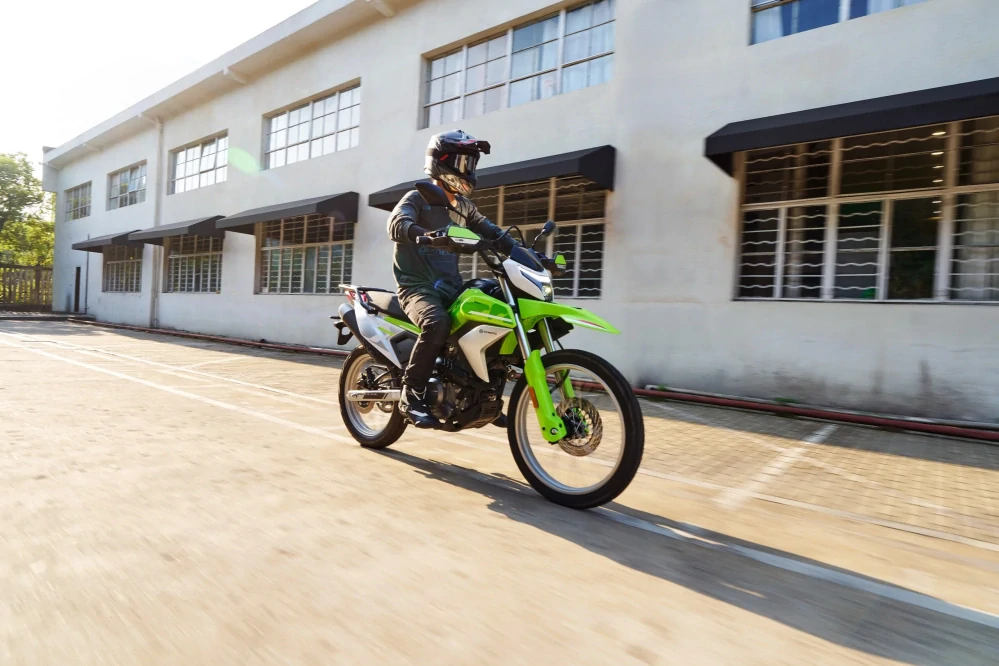 Motocykl CFMOTO 250 Dual EU5+